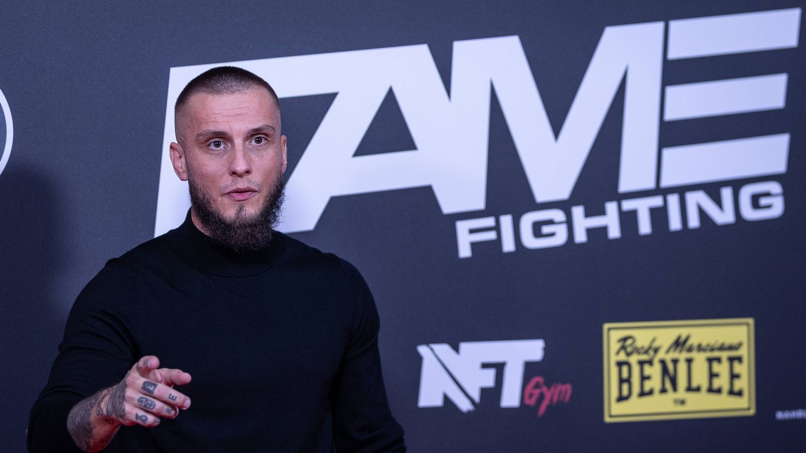 Organisator von „Fame Fighting“, Eugen Lopez
, beim Boxevent im vergangenen Jahr.Foto: IMAGO/Beautiful Sports/IMAGO/BEAUTIFUL SPORTS/Derix