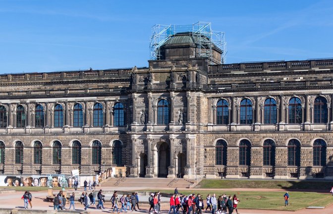 Das nach Dresden zurückgekehrte Werk von Lucas Cranach dem Älteren soll später in der Gemäldegalerie Alte Meister ausgestellt werden (Archivbild).<span class='image-autor'>Foto: Monika Skolimowska/dpa-Zentralbild/dpa</span>