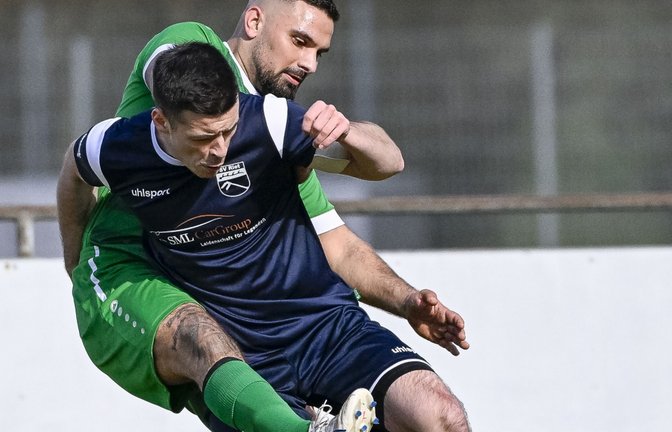 Patrick Gebhardt (vorne) trifft mit dem SV Riet auf den TSV Wiernsheim II. <span class='image-autor'>Foto: Leitner</span>