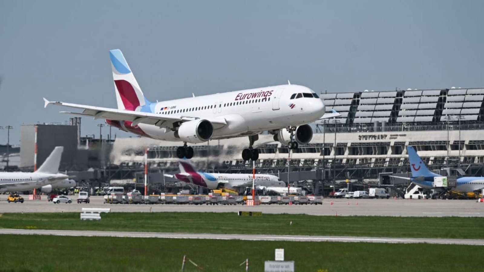 Eurwowings bleibt am Stuttgarter Flughafen präsent, nimmt aber die für den Winterflugplan angekündigte Verbindung mangels Wirtschaftlichkeit nicht auf.dpa Eurwowings bleibt am Stuttgarter Flughafen präsent, nimmt aber die für den Winterflugplan angekündigte Verbindung mangels Wirtschaftlichkeit nicht auf.dpa