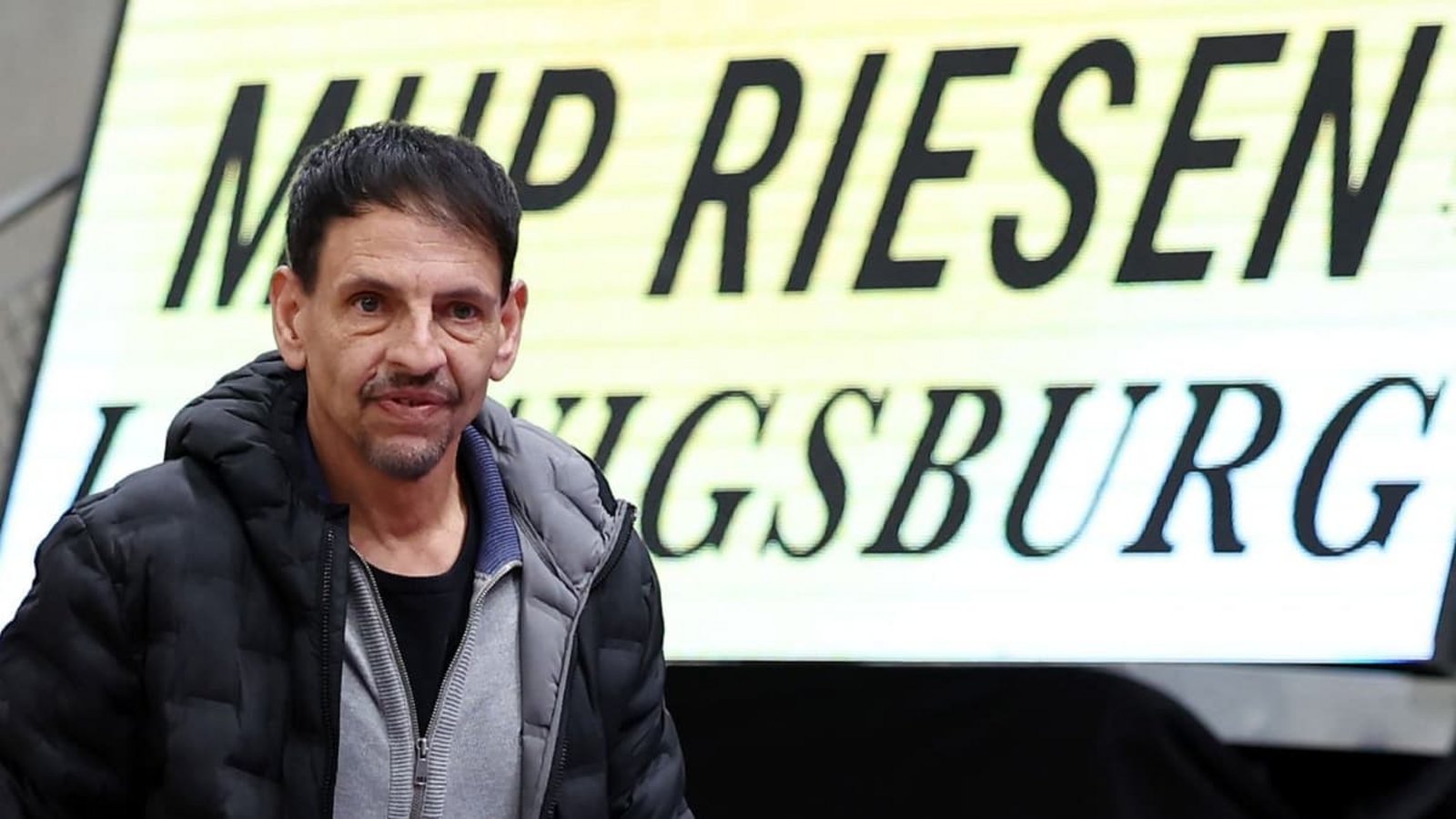 Einmal Riese, immer Riese? Alexander Reil ist schon seit eh und je Präsident bei den Ludwigsburger Basketballern.Pressefoto Baumann Einmal Riese, immer Riese? Alexander Reil ist schon seit eh und je Präsident bei den Ludwigsburger Basketballern.Pressefoto Baumann