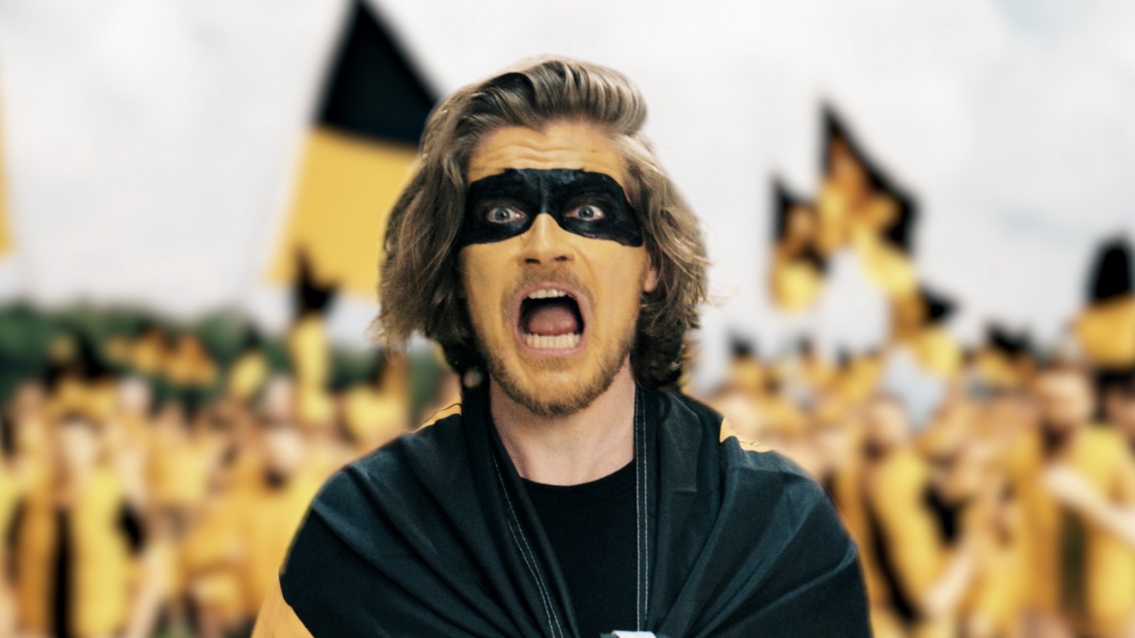 Eine wilde Slapstick-Schlacht zeigt der neue Enzkreis-Film, der humorvoll für den Enzkreis wirbt und auf das 50-jährige Jubiläum hinweist. Foto: LE Eine wilde Slapstick-Schlacht zeigt der neue Enzkreis-Film, der humorvoll für den Enzkreis wirbt und auf das 50-jährige Jubiläum hinweist. Foto: LE