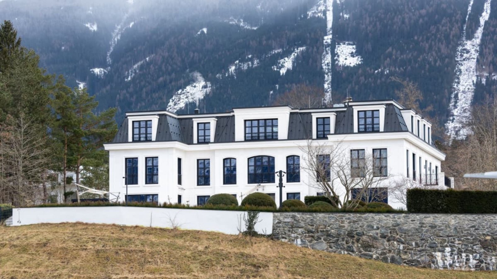 Signa-Gründer René Benko hat in der „Villa N“ in Innsbruck-Igls gewohnt&nbsp;– wird daraus bald ein Hotel?Expa/Johann Groder/APA/dpa