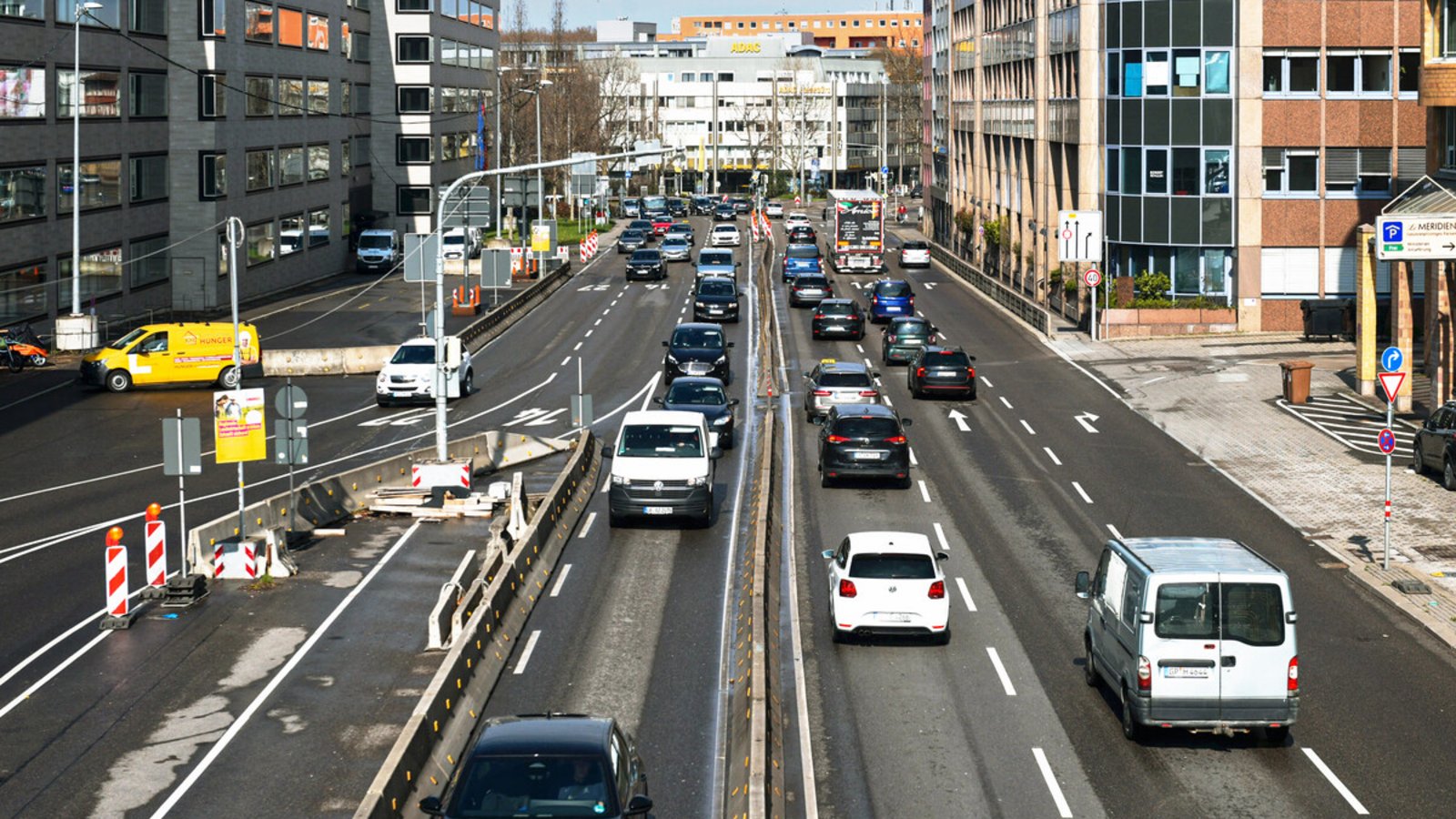 Die B 14 soll endlich umgestaltet werden – auch zwischen dem Gebhard-Müller-Platz und dem Neckartor.Foto: Die B 14 soll endlich umgestaltet werden – auch zwischen dem Gebhard-Müller-Platz und dem Neckartor.Foto: 