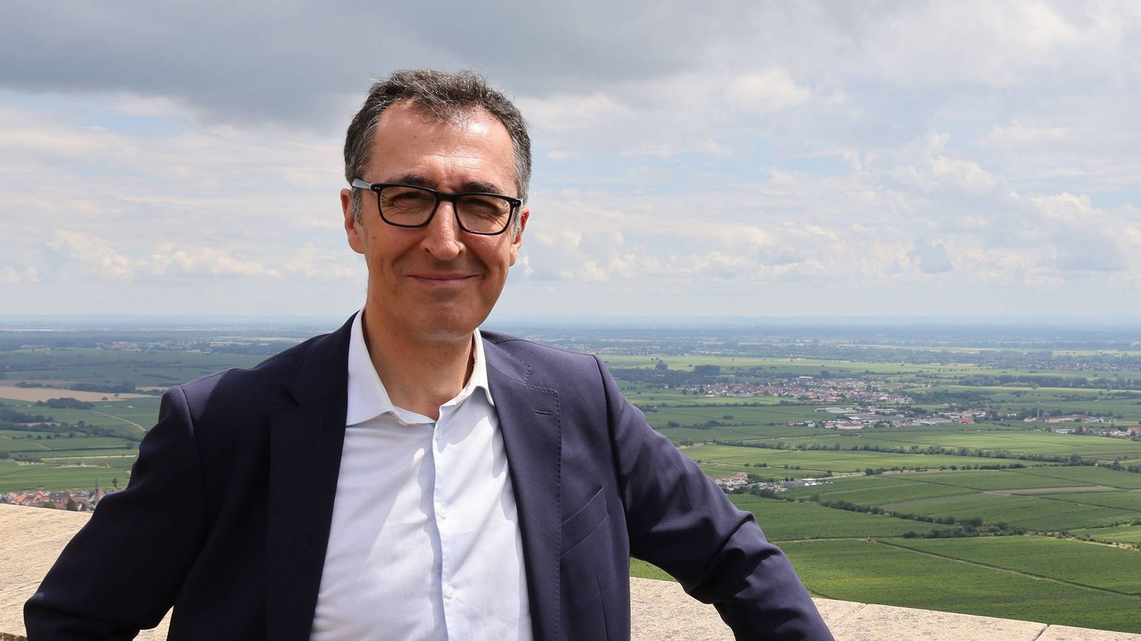 Bundeslandwirtschaftsminister Cem Özdemir will 2026 Ministerpräsident Baden-Württembergs werden.Foto: IMAGO/Frank Ossenbrink/IMAGO/Frank Ossenbrink Bundeslandwirtschaftsminister Cem Özdemir will 2026 Ministerpräsident Baden-Württembergs werden.Foto: IMAGO/Frank Ossenbrink/IMAGO/Frank Ossenbrink