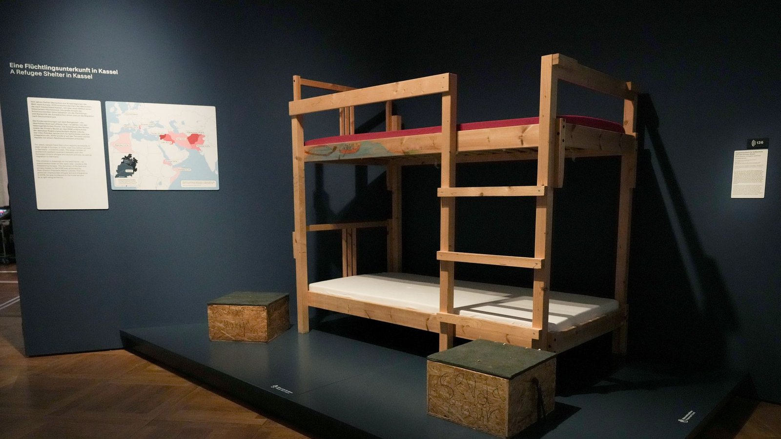 Oder ein Bett aus einer 2015 eingerichteten Flüchtlingsunterkunft.Foto: Sven Kaeuler/dpa