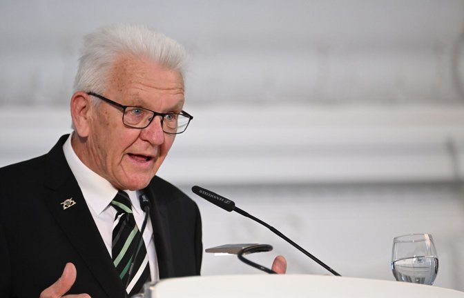 Bei seiner Abschiedsrede zeitweise den Tränen nah: Winfried Kretschmann<span class='image-autor'>Foto: Marijan Murat/dpa</span>
