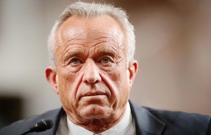 US-Gesundheitsminister Robert F. Kennedy äußerte sich am Freitag. (Archivbild)<span class='image-autor'>Foto: dpa/Douglas Christian</span>