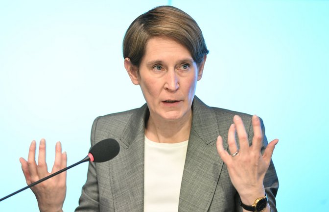 Die Landespolizeipräsidentin schildert, wie sie von den Vorfällen erfuhr.<span class='image-autor'>Foto: dpa/Bernd Weißbrod (Archiv)</span>