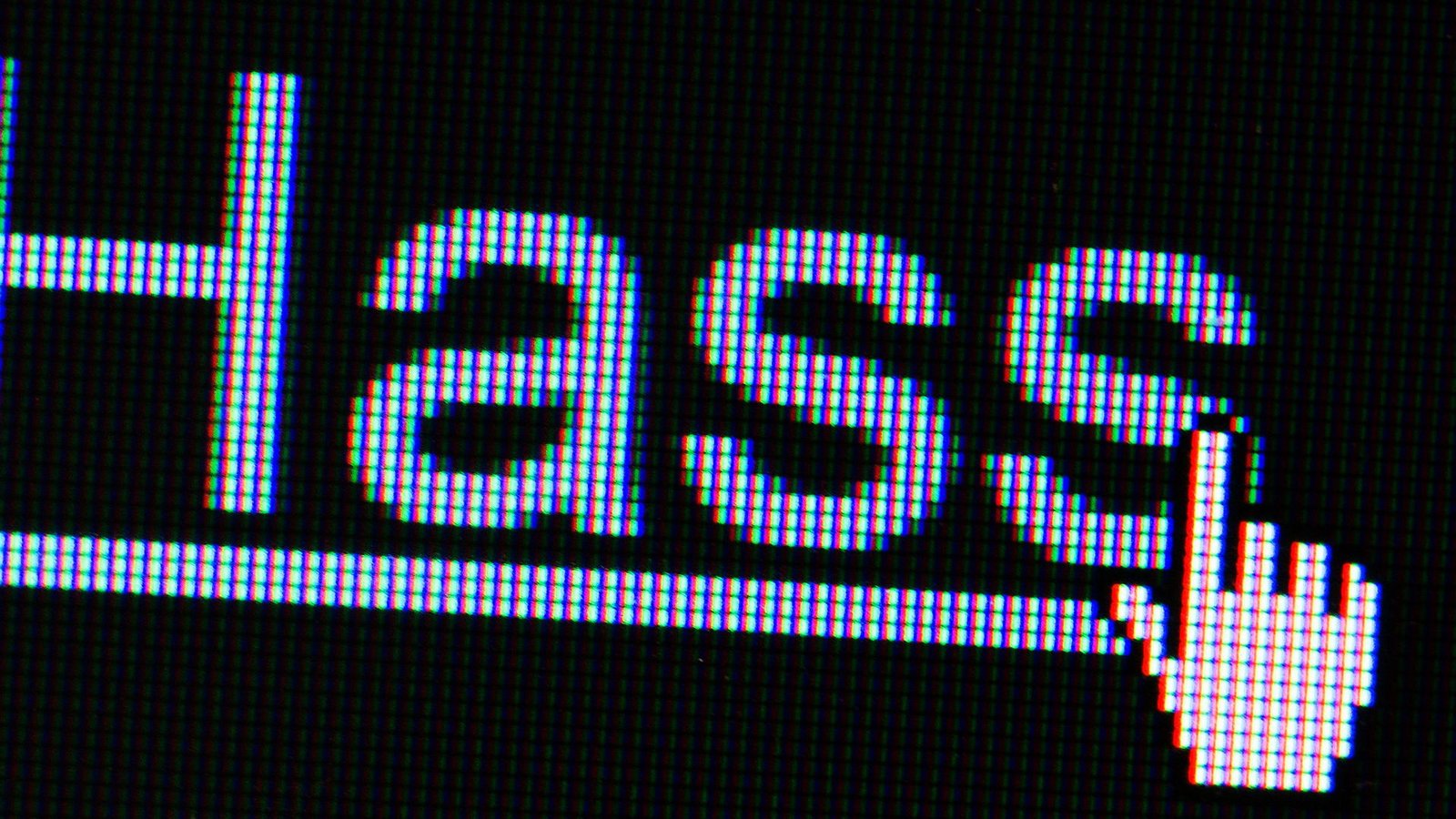 Nachdem sie den Tod ihres Babys öffentlich gemacht hatten, begegnete dem Pärchen eine Welle des Hasses, berichtet Influencerin Lisa-Marie Straube. (Symbolbild)Foto: Lukas Schulze/dpa Nachdem sie den Tod ihres Babys öffentlich gemacht hatten, begegnete dem Pärchen eine Welle des Hasses, berichtet Influencerin Lisa-Marie Straube. (Symbolbild)Foto: Lukas Schulze/dpa