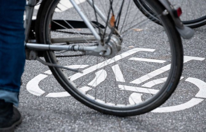 Das Polizeirevier Sindelfingen hat letzte Woche Fahrradfahrende gestoppt.<span class='image-autor'>Foto: dpa/Jonas Walzberg</span>