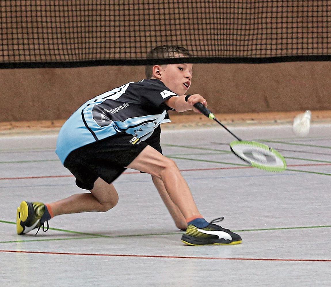 Voller Einsatz: Jonas Czernoch vom gastgebenden SVI gibt beim Strombergturnier keinen Punkt verloren und belohnt sich mit Rang zwei. Foto: Küppers