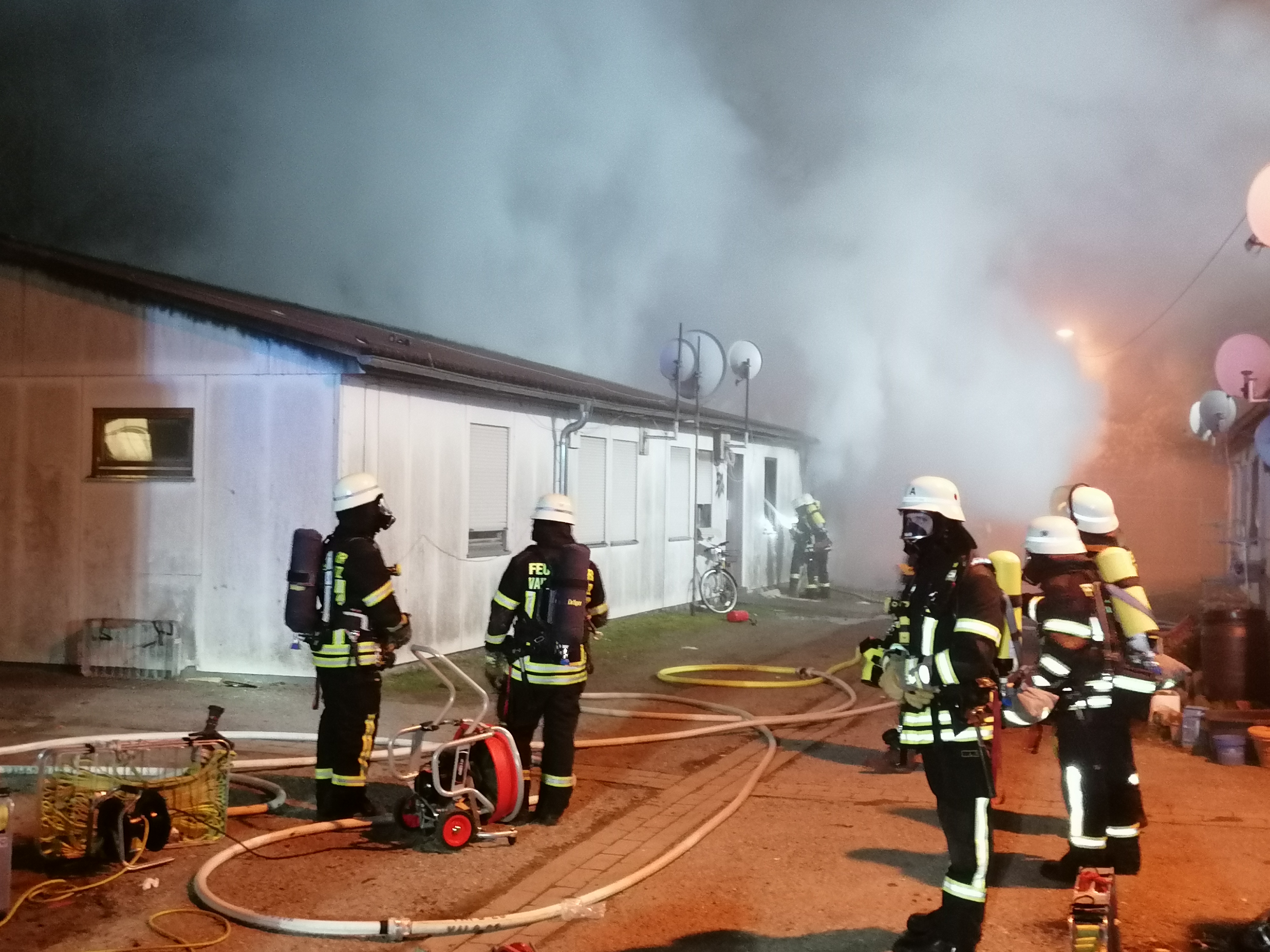 vap feuerwehr Big D Vapor main image 1