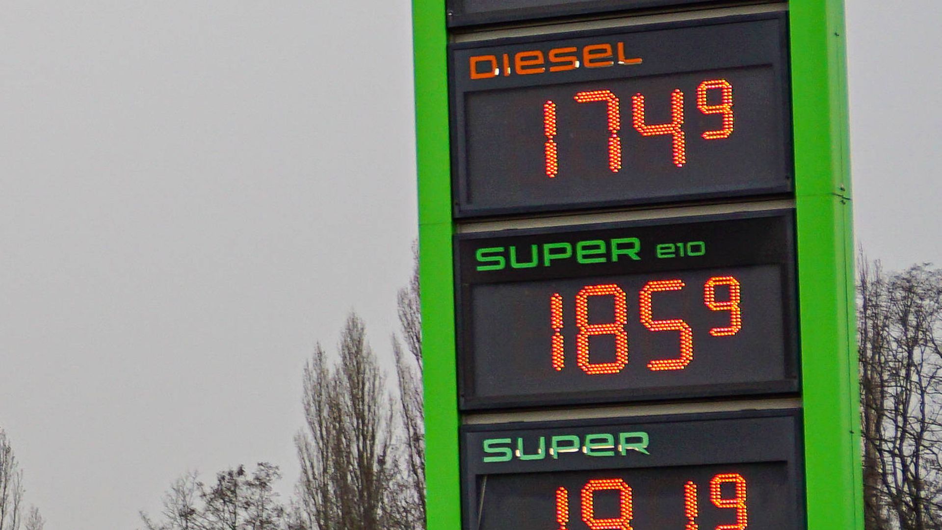 Was Kostet E10 In Luxemburg