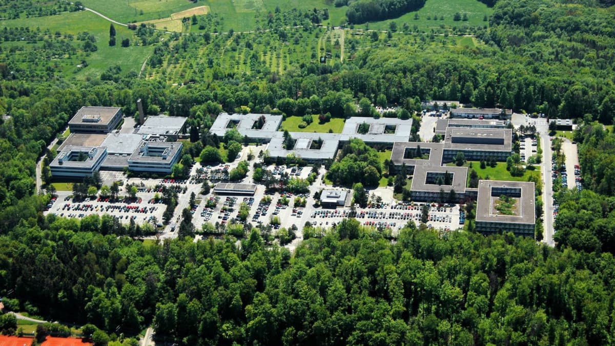 Die IBM geht, Mietwohnungen kommen: Auf dem Areal des Entwicklungslabors entsteht ein neuer Stadtteil (Archivbild).Archiv Die IBM geht, Mietwohnungen kommen: Auf dem Areal des Entwicklungslabors entsteht ein neuer Stadtteil (Archivbild).Archiv